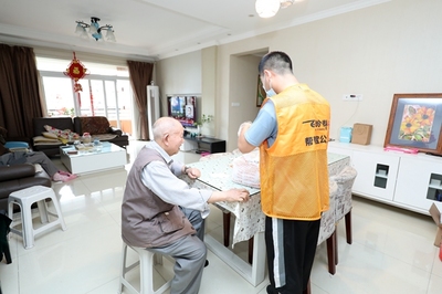 重慶 “家門口”養老從愿景走向現實，6198家服務設施織密幸福網